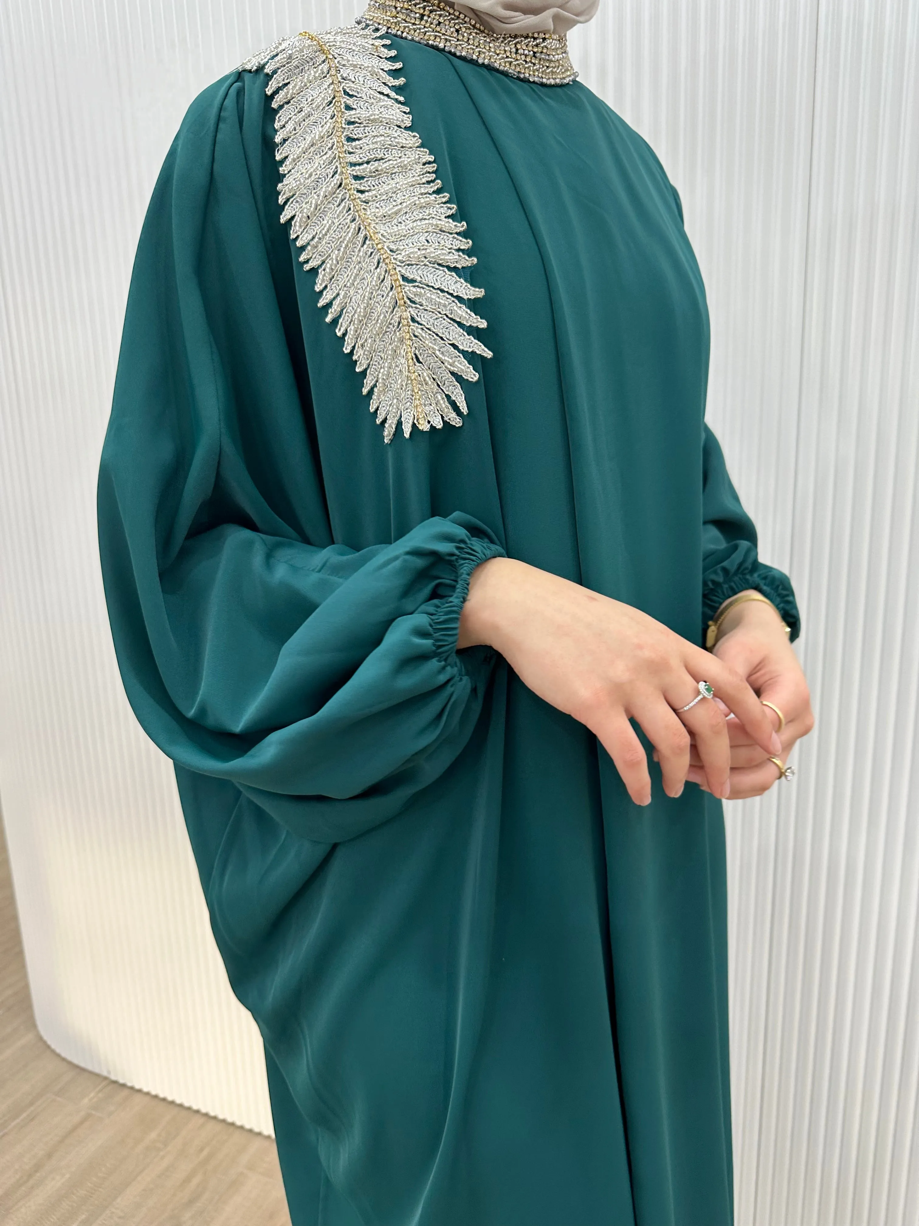 EMIRATI ABAYA