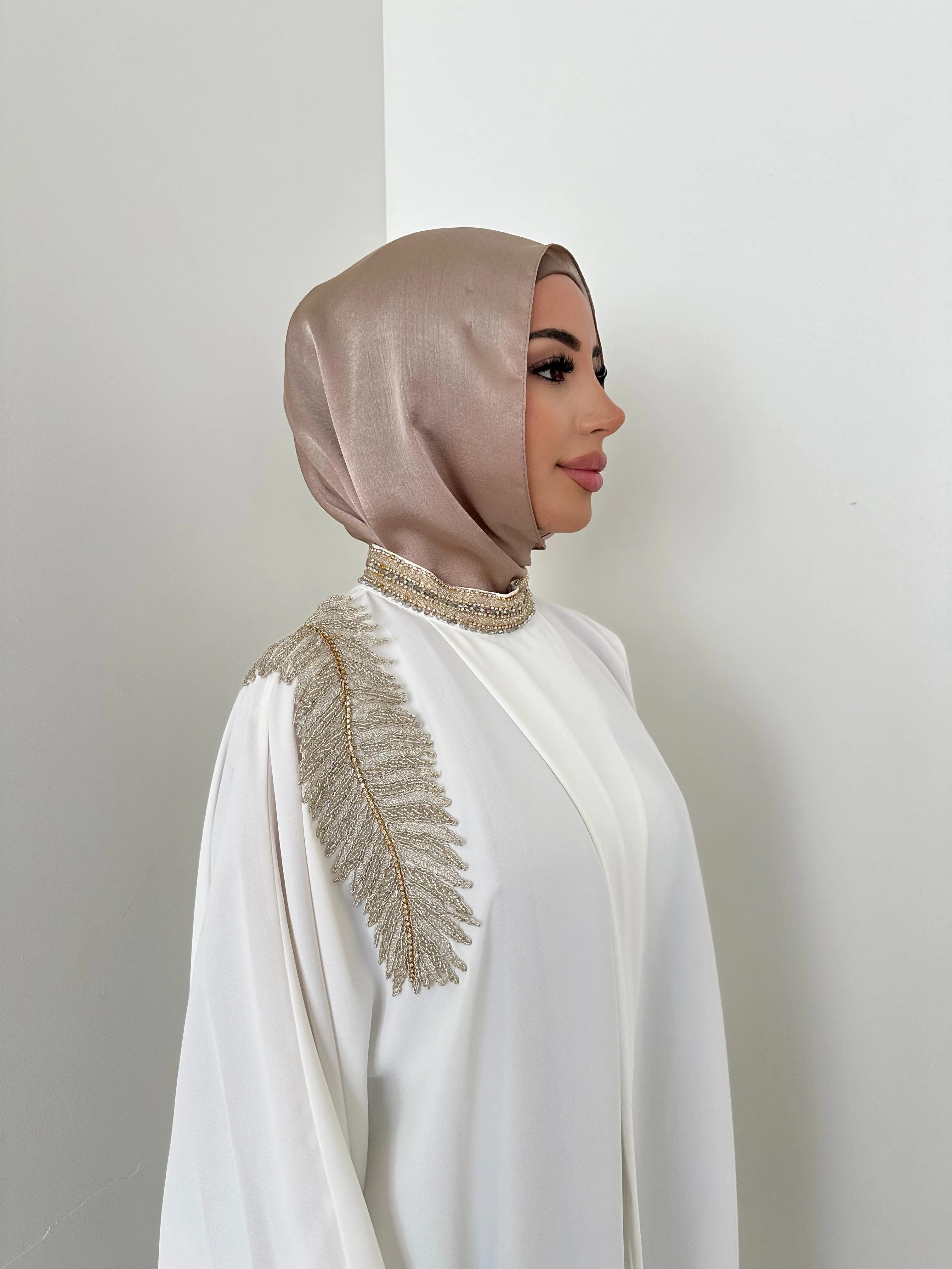 EMIRATI ABAYA